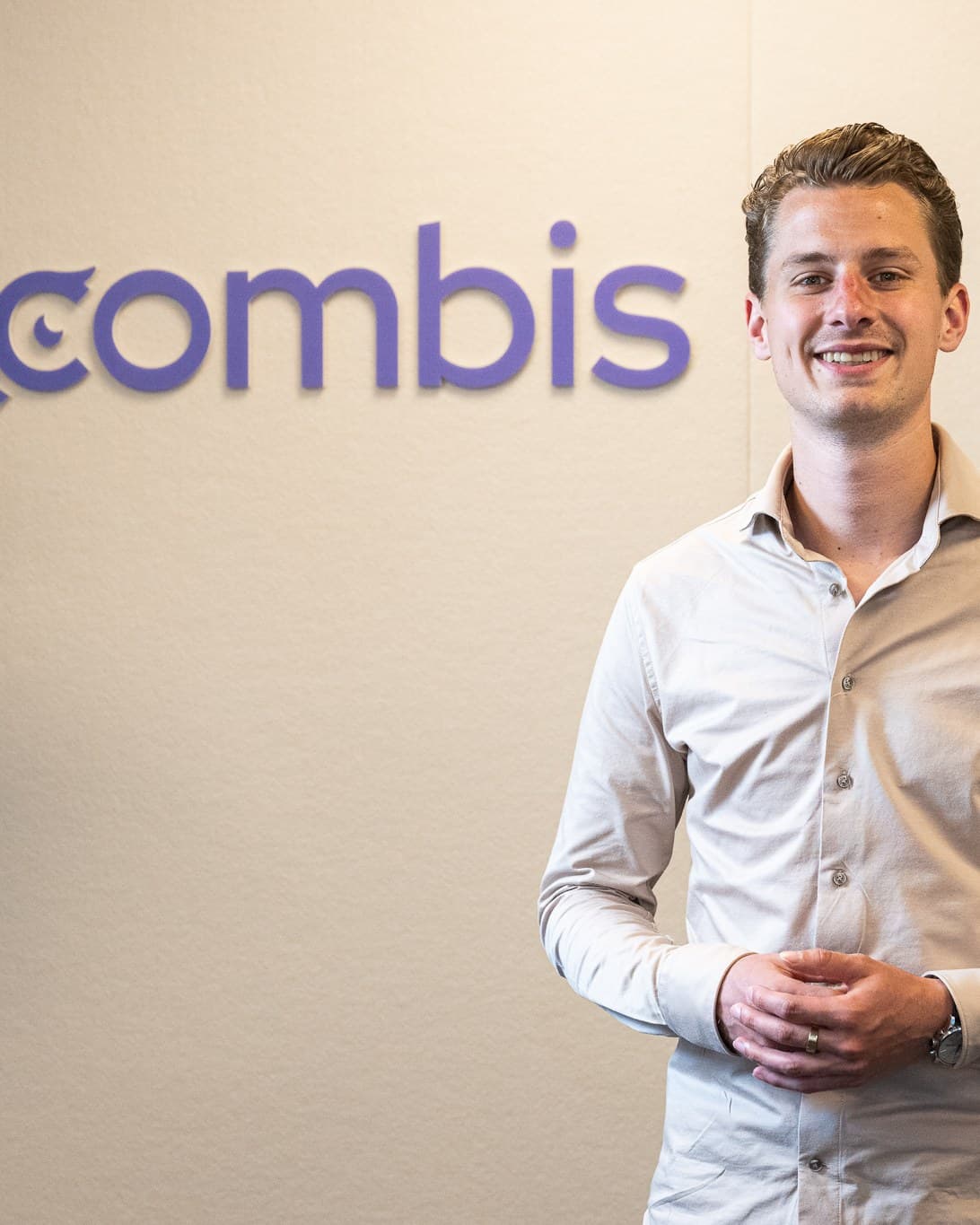 Collega's van Accombis aan het werk op kantoor in Bladel